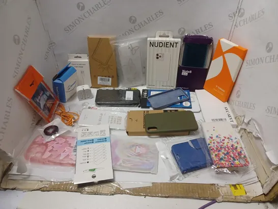 LOT OF APPROXIMATELY 30 PHONE ACCESSORIES AND ELECTRICALS TO INCLUDE TEMPERED GLASS SCREEN PROTECTORS, PHONE CASES, FOLDING PINS POWER ADAPTER, ETC