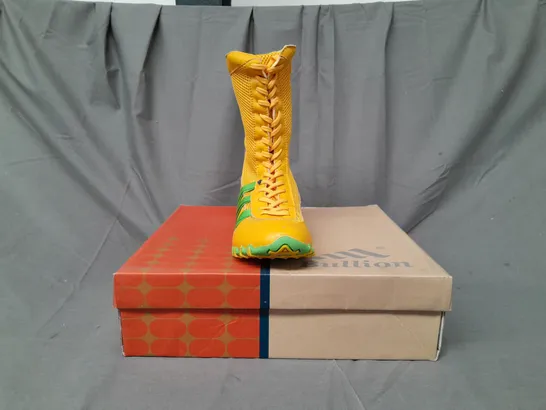 BOXED PAIR OF BULLION SIDE-ZIP LACE UP BOOTS IN YELLOW/GREEN EU SIZE 37