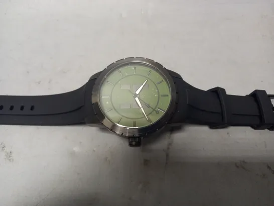 HAGLEY WEST WATCH IN DARK GREEN W. BLACK STRAP