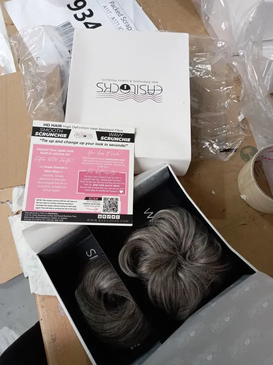 EASILOCKS SET OF 2 SCRUNCHIES LIGHT GREY