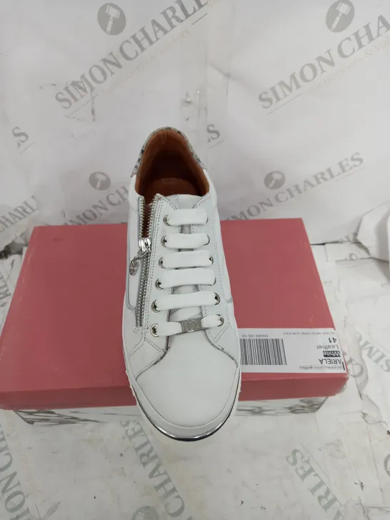 MODA IN PELLE ARIELA WHITE TRAINERS - SIZE 8 BOXED 