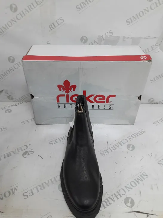 BOXED PAIR OF RIEKER CHUNKY ANKLE BOOTS IN BLACK UK SIZE 6.5