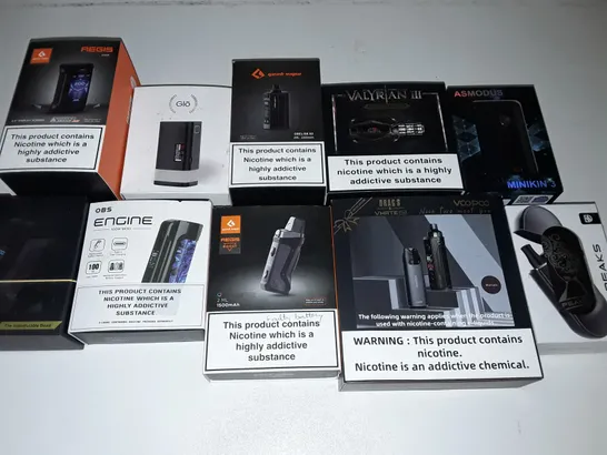 LOT OF 10 ASSORTED ELECTRONIC E-CIGS