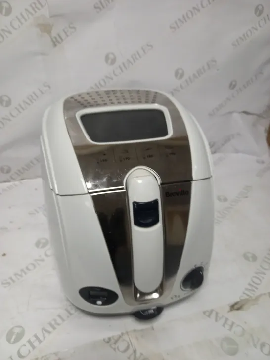 BREVILLE EASY CLEAN DIGITAL FRYER 