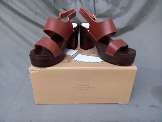 BOXED PAIR OF YOUYOU YAARK OPEN TOE BLOCK HEEL SANDALS EU SIZE 38