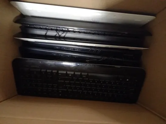 BOX OF APPROXIMATELY 15 ASSORTED KEYBOARDS TO INCLUDE - MICROSOFT , DELL