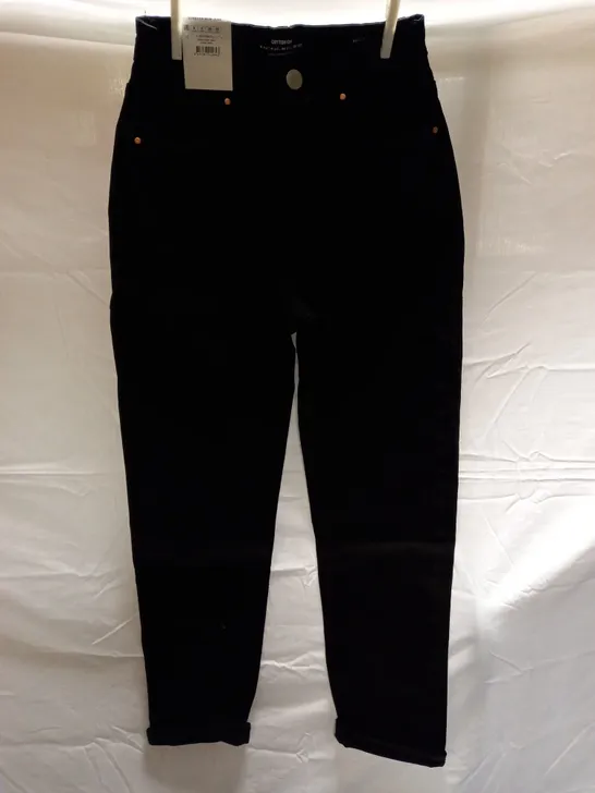 BOX OF APPROX 4 BRAND NEW COTTON:ON STRETCH MOM JEANS - BLACK SIZES AUS 6