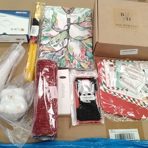 PALLET OF ASSORTED ITEMS INCLUDING PHONE CASES, BOOT LACES, DRUM STICKS, TABLET CASES, FILTERING FACE MASKS, CHRISTMAS LETTER SET