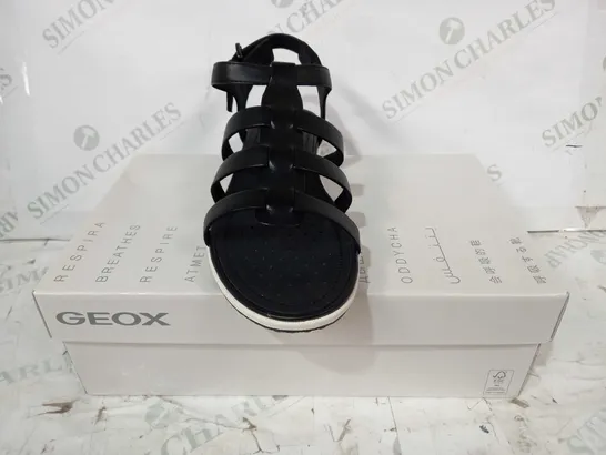 BOXED PAIR OF GEOX RESPIRA OPEN TOE STRAPPY SANDALS IN BLACK EU SIZE 41