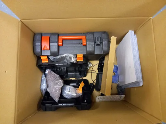 BOX OF APPROX 10 ASSORTED TOOL ITEMS TO INCLUDE BLACK AND DECKER BOX, INDUCTION HOB COVER, ASSORTED SANDER DRUMS