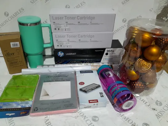 LARGE QUANTITY OF ASSORTED HOUSEHOLD ITEMS TO INCLUDE TONER CARTRIDGES, DIBOR GOBLET AND GOLD BAUBLES