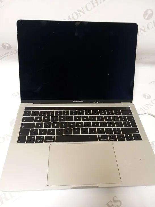 APPLE MACBOOK PRO (A1989 2019)