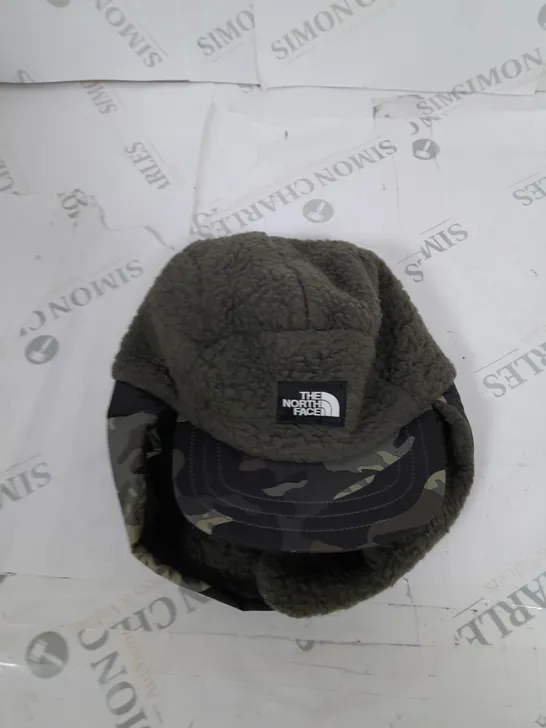 THE NORTH FACE FLEECE TRAPPER HAT