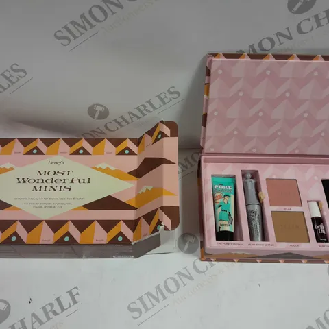 BOXED BENEFIT MOST WONDERFUL MINIS 