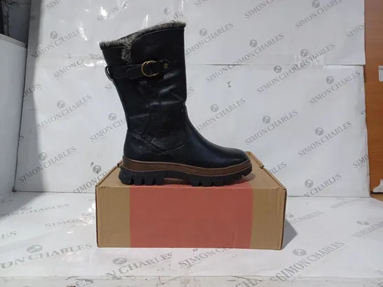 BOXED PAIR OF HEAVENLY FEET BRAMBLE 2 BOOTS IN BLACK UK SIZE 5