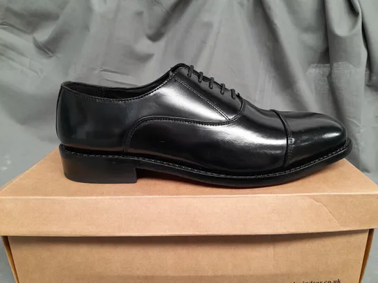 BOXED SAMUEL WINDSOR BLACK SHINNY SMART SHOES - UK 9.5