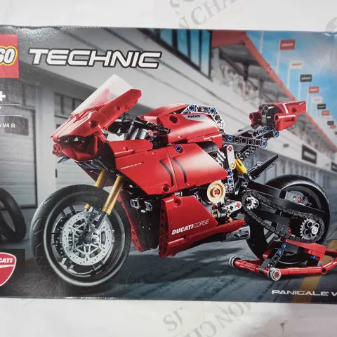 LEGO TECHNIC 42107 DUCATI PANIGALE V4 R