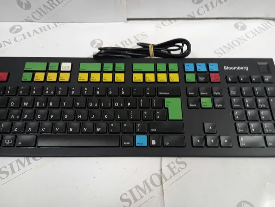 UNBOXED BLOOMBERG WIRED KEYBOARD