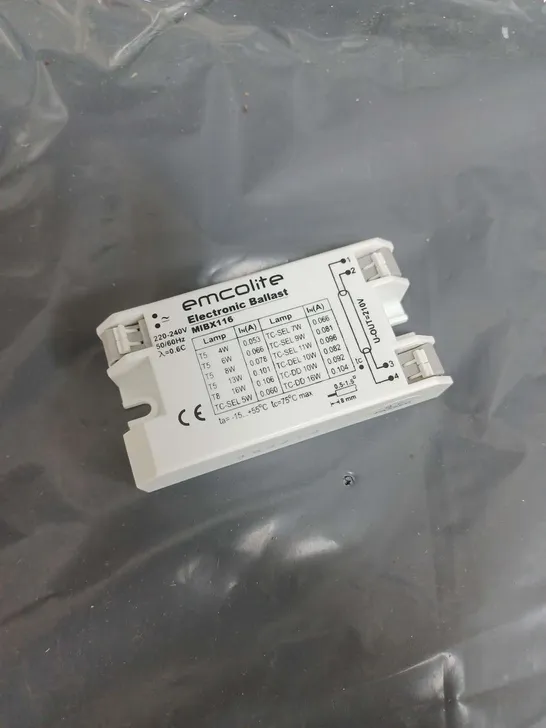 APPROXIMATELY 20 EMCOLITE MIBX116 ELECTRONIC BALLASTS 