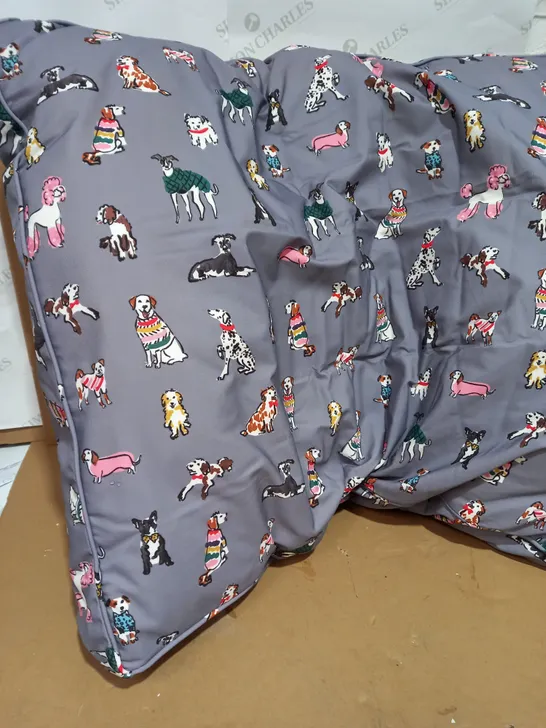 JOULES RAINBOW DOG MATTRESS 