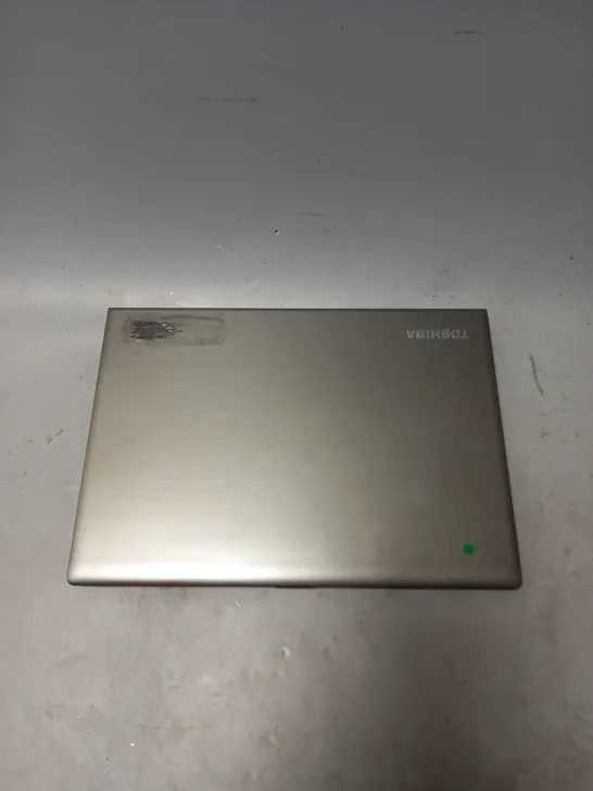 TOSHIBA PORTEGE 230-C LAPTOP IN SILVER