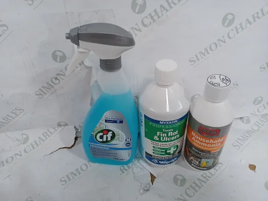 LOT OF ASSORTED HOUSEHOLD CLEANING ITEMS TOO INCLUDE CIF , MYXAZIN AND MULTI-SURFACE CLEANER  