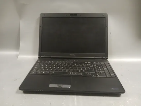 TOSHIBA TECRA A11-1HT LAPTOP IN BLACK