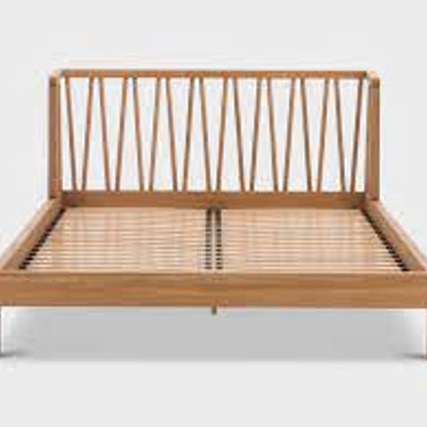 BOXED 135 CM SCANDI SPINDLE BED OAK 3 OF 3 (3 BOXES)
