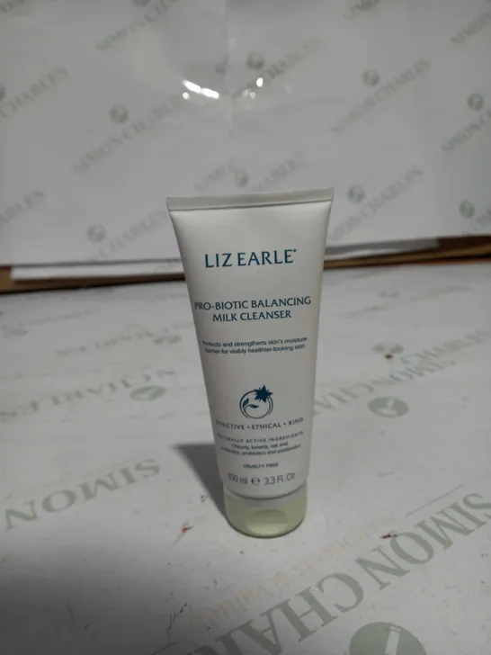 LIZ EARLE PRO BIOTIC BALANCING MILK CLEANSER 