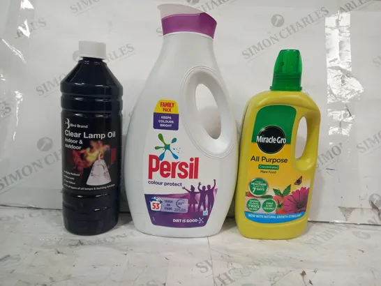 LOT OF APPROXIMATELY 10 ASSORTED HOUSEHOLD ITEMS TO INCLUDE PERSIL COLOUR PROTECT, MIRACLE GRO ALL PURPOSE CONCENTRATED PLANT FOOD, BIRD BRAND CLEAR LAMP OIL, ETC - COLLECTION ONLY