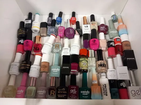 APPROXIMATELY 90 ASSORTED NAIL VARNISH/GELS TO INCLUDE; DR LEWINNS, CANNIN, PRESTON GEL, TROPICS, CANDY COAT, MAYBELLINE,  MAGPIE AND JIA SPACE