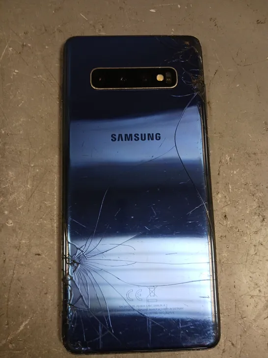 SAMSUNG GALAXY S10+ SMARTPHONE 