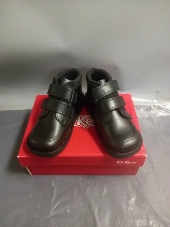 KICKERS KIDS VELCRO FASTENING SHOES BLACK SIZE 28