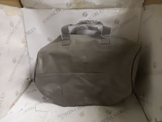 AZZARO PARFUMS WEEKEND BAG IN GREY