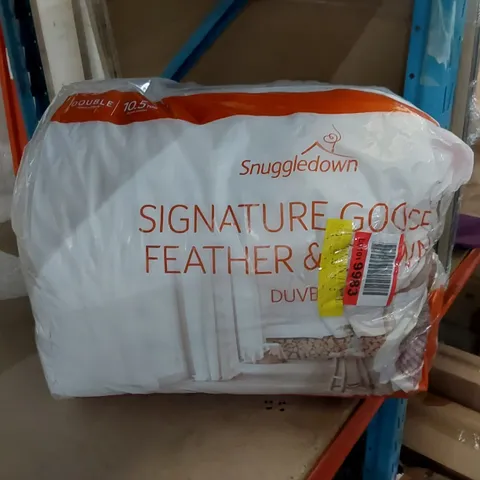 BAGGED SNUGGLEDOWN GOOSE FEATHER & DOWN 10.5 TOG DUVET // SIZE: DOUBLE