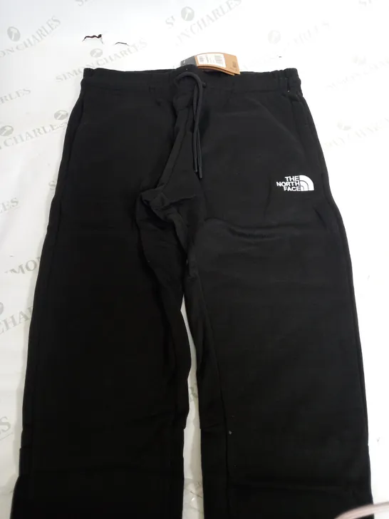 THE NORTH FACE FLEECE JOGGER IN BLACK  - MEDIUM