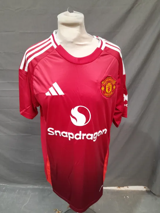 ADIDAS MANCHESTER UNITED FOOTBALL CLUB SHIRT - MEDIUM