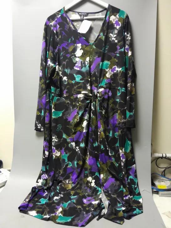 NINA LEONARD FLORAL DRESS IN BLACK MULTI - 3XL