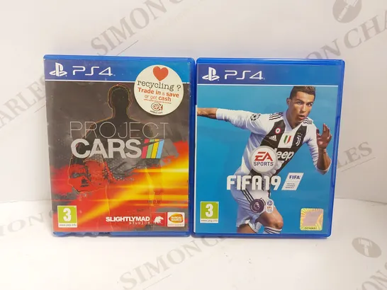 BOX OF 2 PS4 GAMES TO INCLUDE FIFA19 AND PROJECT CARS