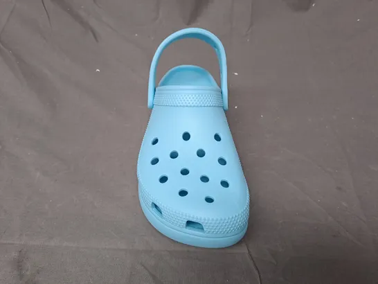 PAIR OF CROCS CLASSIC PLATFORM CLOGS IN LIGHT BLUE UK SIZE 5