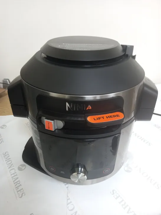 BOXED NINJA FOODI MAX MULTI COOKER