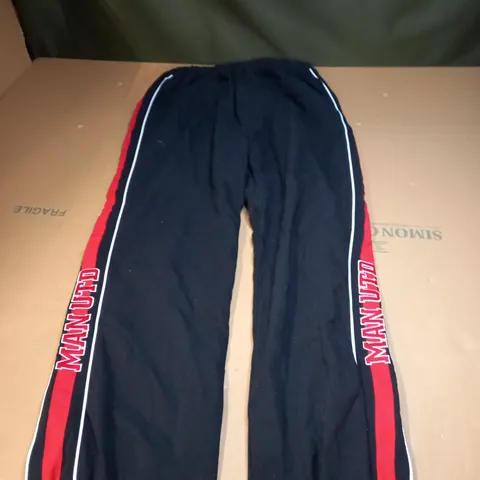 MENS MANCHESTER UNITED TRACKSUIT BOTTOMS SIZE UNSPECIFIED