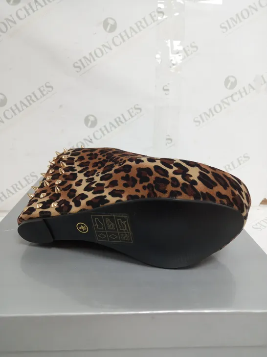 BOX OF 12 CASANDRA LEOPARD SUEDE HIGH HEELED SHOES 