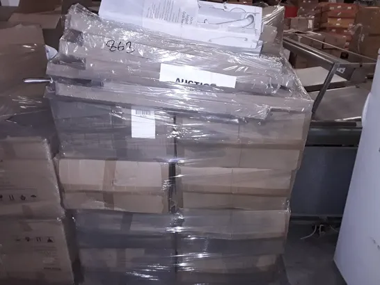 PALLET OF ASSORTED BATHROOM FITTING ITEMS TO INCLUDE 60CM GRAB BARS, 500MM BASINS AND DUAL FUNCTION SHOWER HEADS