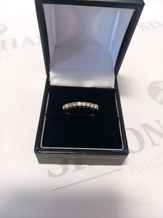 18CT GOLD NINE STONE HALF ETERNITY RING SET WITH NATURAL DIAMONDS