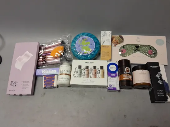 BOX OF APPROXIMATELY 15 COSMETIC ITEMS TO INCLUDE GEL COOLING PACK, TREPADORA CURL THERAPY, AND SQUATCH DEODRANT ETC. 