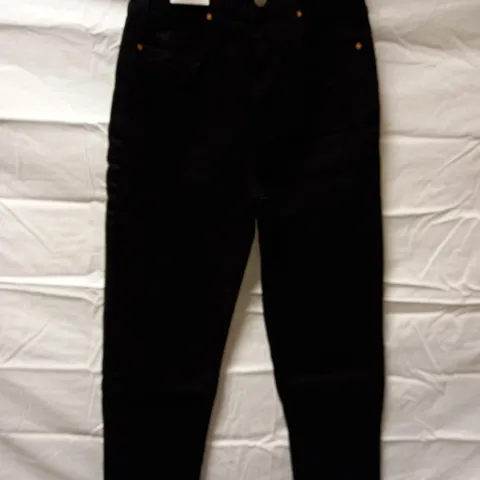 BOX OF APPROX 25 BRAND NEW COTTON:ON STRETCH MOM JEANS - BLACK SIZE AUS 6