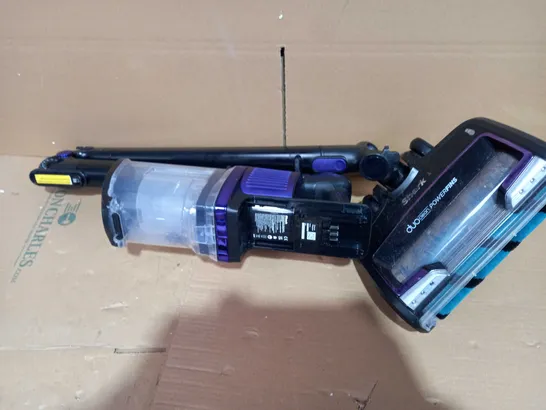 SHARK CORDLESS STICK VACUUM IZ390UKTQ