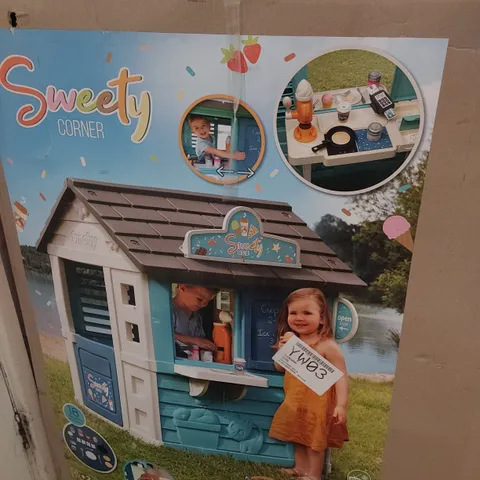 BOXED SMOBY SWEETY CORNER PLAYHOUSE