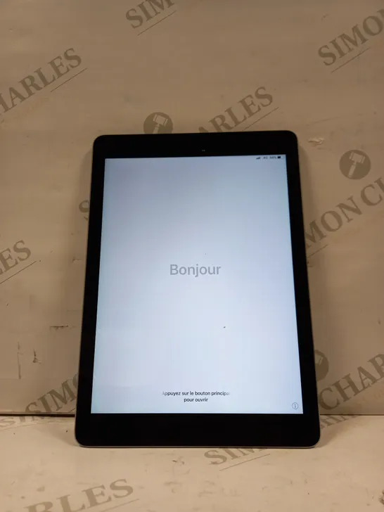 APPLE IPAD AIR A1475